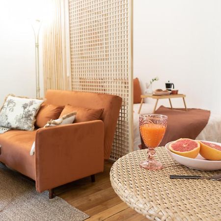 Cosy Et Comfort Studio Equipe A Clichy 5 Min Metro Exterior photo